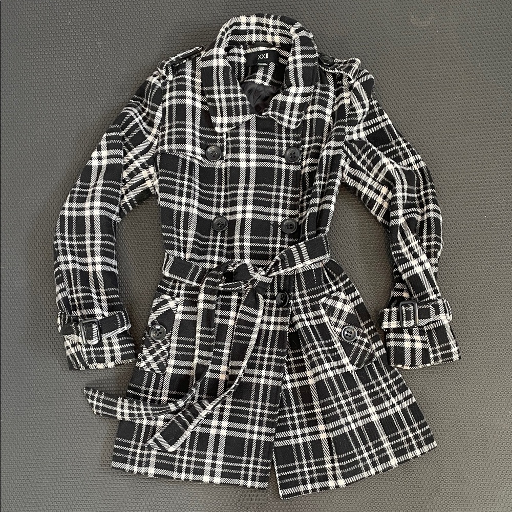 Forever 21 Black and White Plaid Trench Coat Sz M